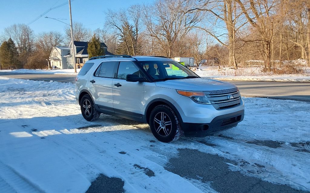 Used 2013 Ford Explorer FWD image 4