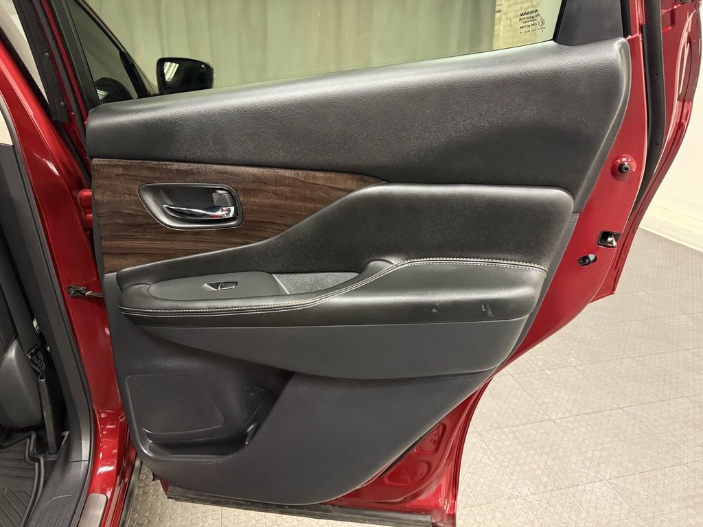 Used 2023 Nissan Murano Platinum w/ Cargo Package image 20