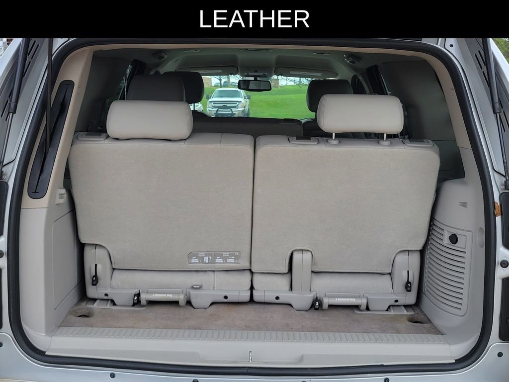 Used 2012 Chevrolet Tahoe LT w/ Luxury Package AWD/4WD image 6