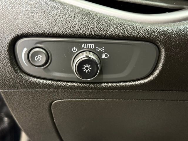 Used 2023 Chevrolet Malibu LT image 30