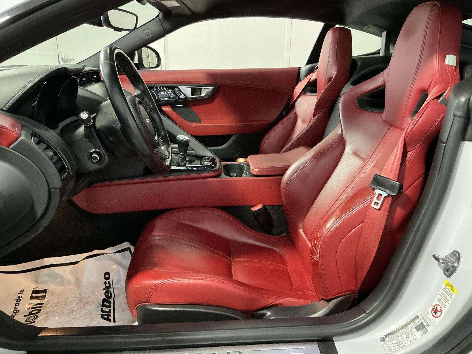 Used 2016 Jaguar F-TYPE S RWD image 14