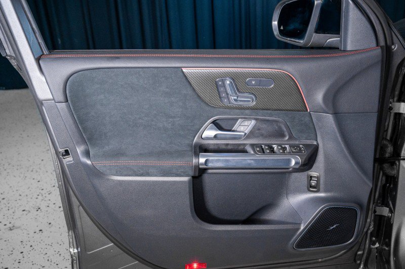 Certified 2026 Mercedes-Benz GLB 35 AMG 4MATIC image 12