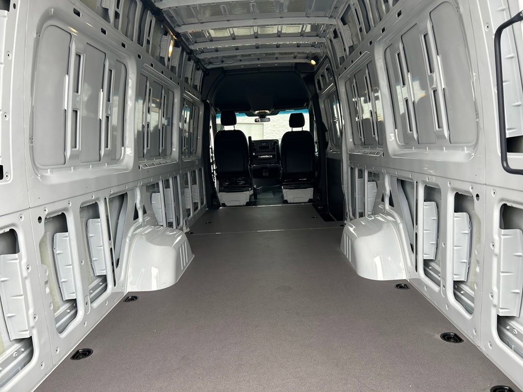 New 2026 Mercedes-Benz Sprinter 3500 image 20