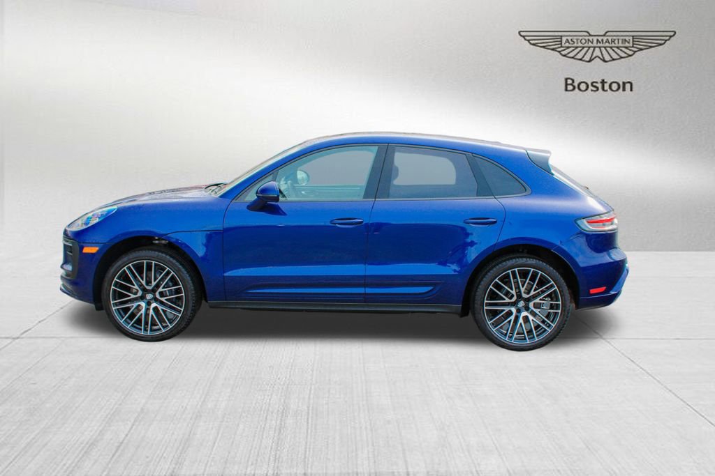 Used 2025 Porsche Macan image 6