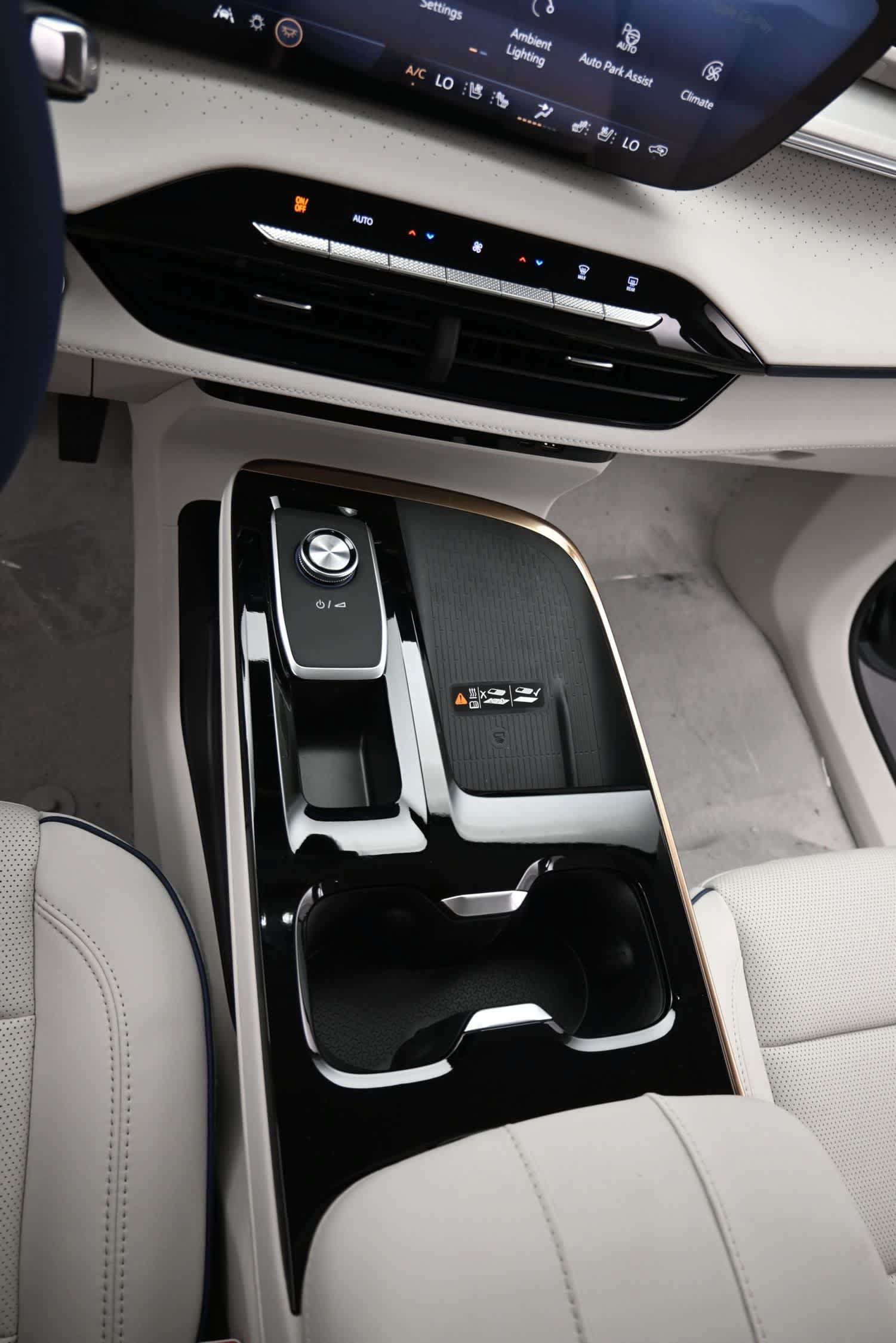 New 2026 Buick Enclave Avenir w/ Super Cruise Package AWD/4WD image 20