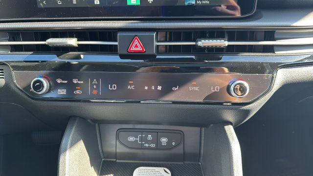 New 2027 Kia Sportage EX AWD/4WD image 18