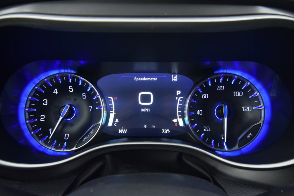 New 2025 Chrysler Pacifica Select image 16