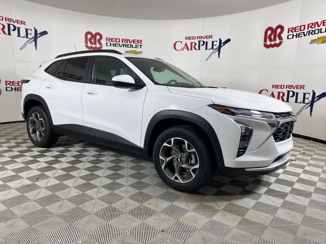 New 2025 Chevrolet Trax LT w/ Driver Confidence Package