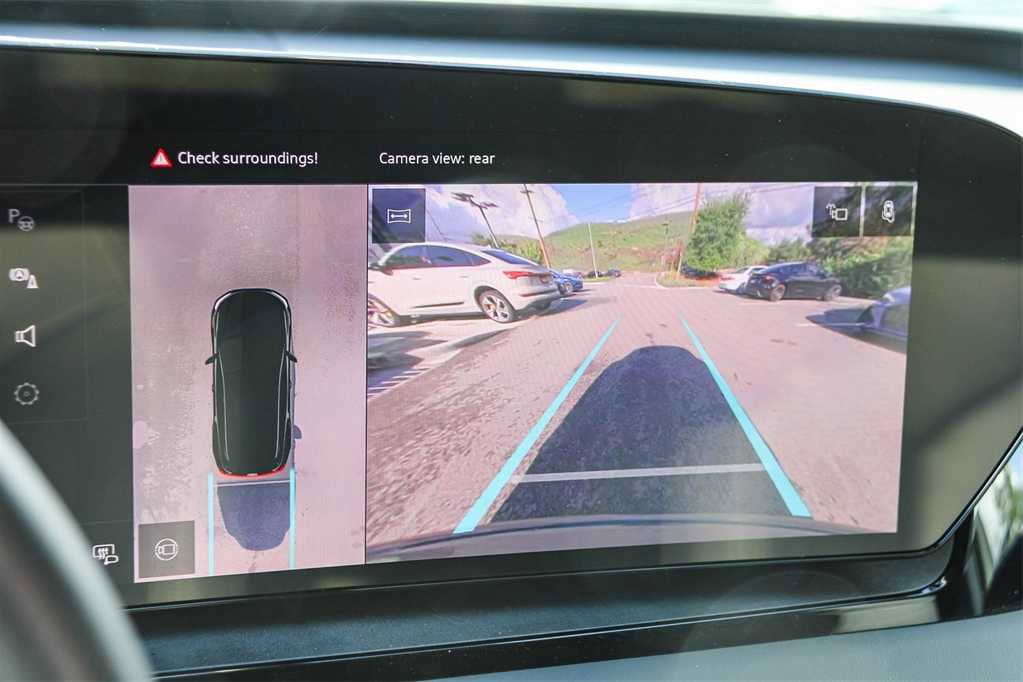 Used 2025 Audi Q6 e-tron Premium w/ Convenience Package image 23