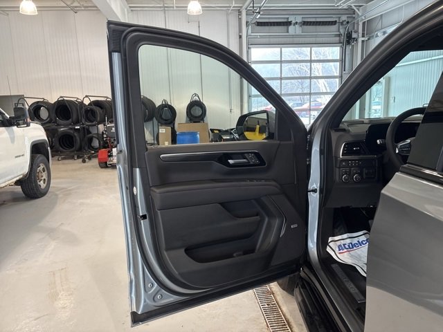 New 2025 Chevrolet Suburban RST w/ Comfort Package image 10