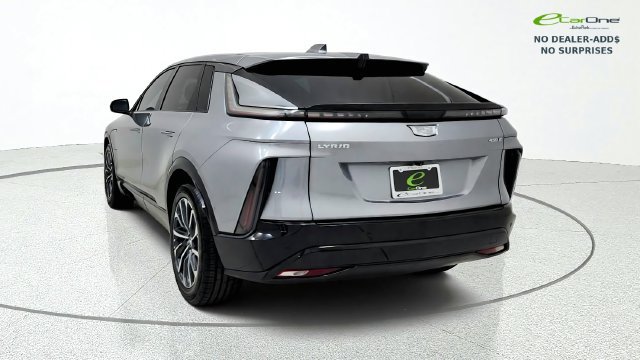Used 2024 Cadillac Lyriq Sport RWD image 7