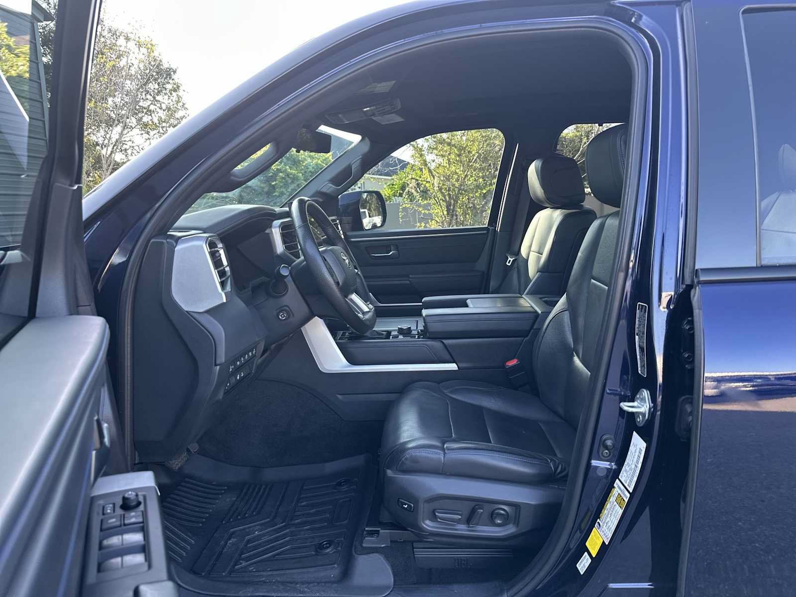 Used 2023 Toyota Tundra Platinum w/ Advanced Package AWD/4WD image 2