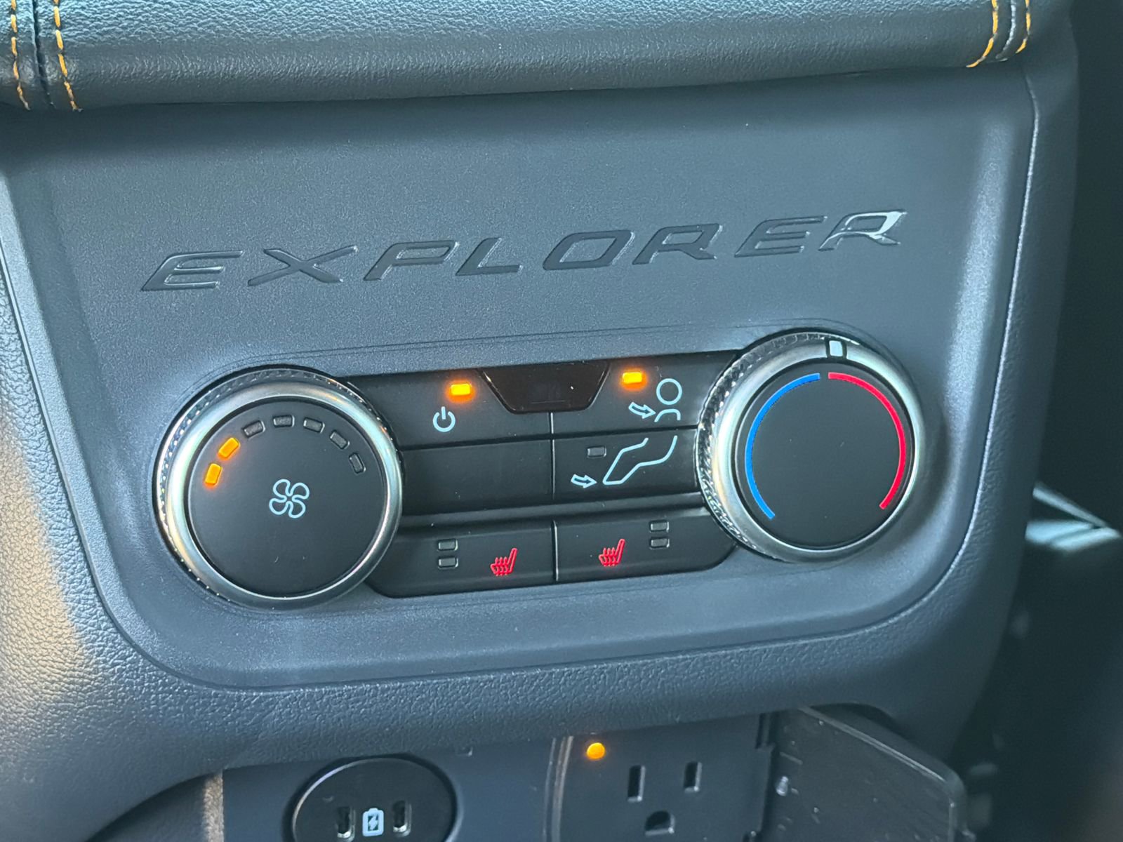 New 2026 Ford Explorer Tremor w/ Tremor Ultimate Package AWD/4WD image 25