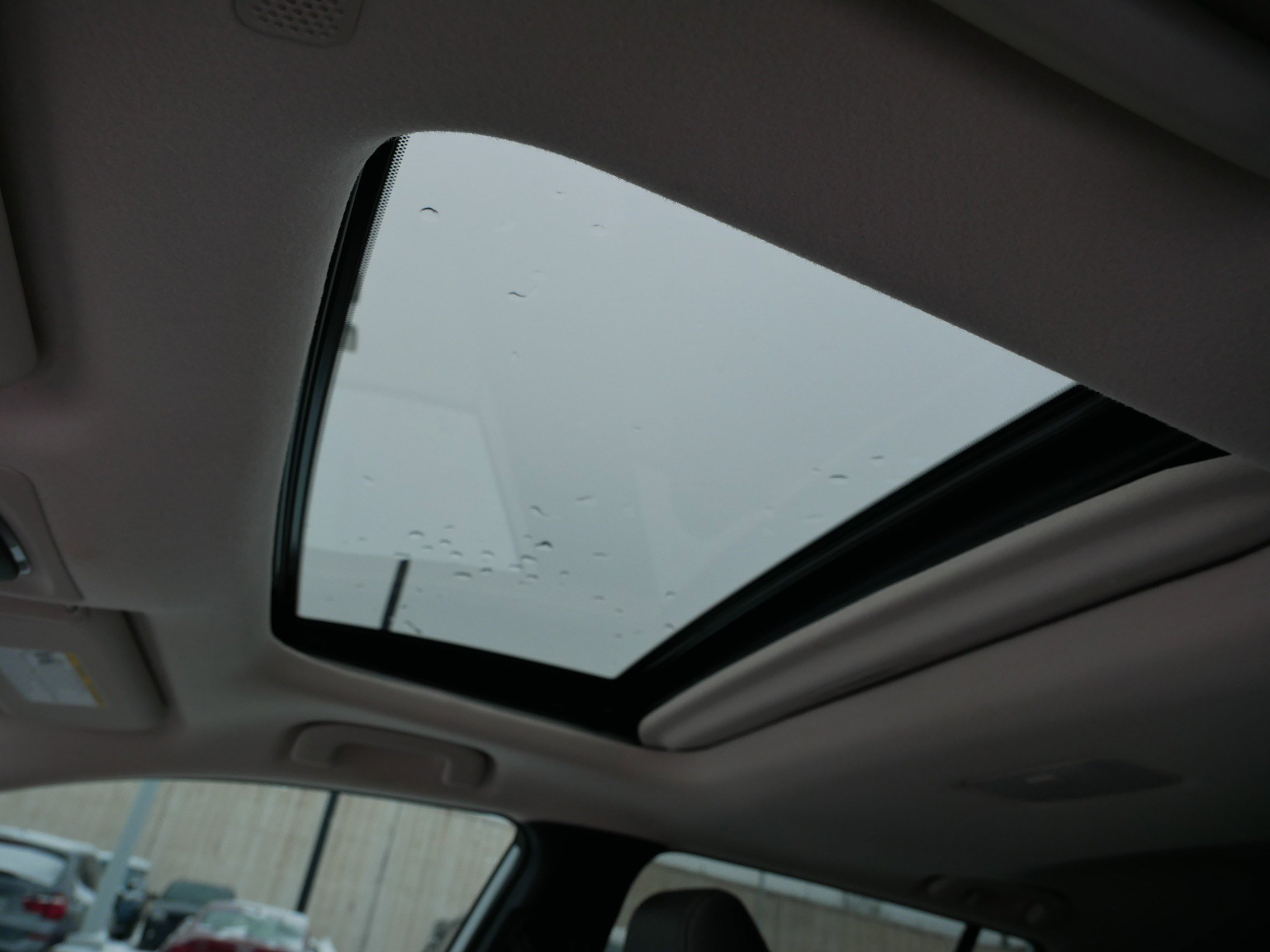 Used 2022 Toyota Corolla Cross XLE image 33