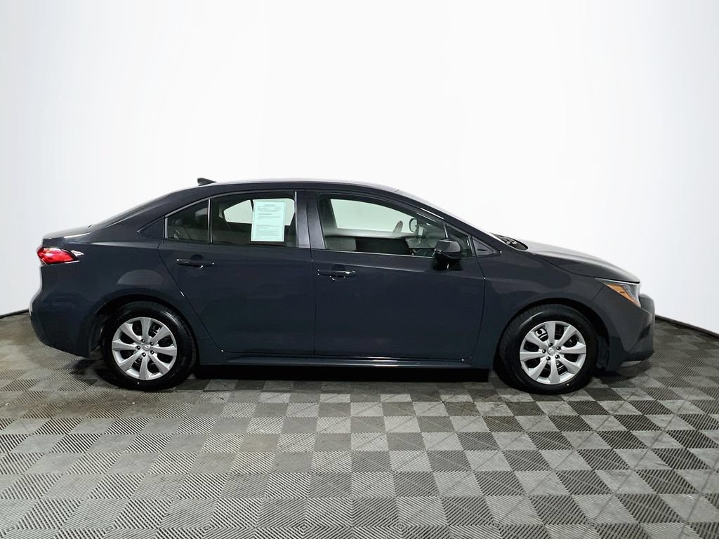 Certified 2025 Toyota Corolla LE FWD image 8