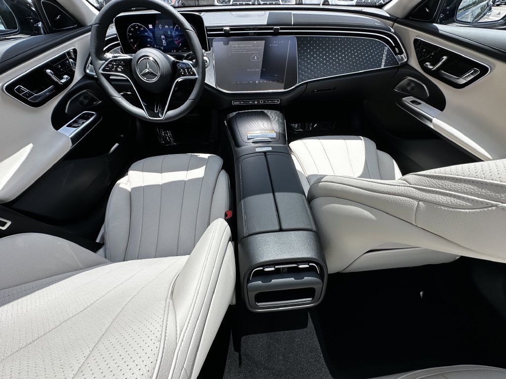 New 2026 Mercedes-Benz E 450 4MATIC Sedan image 27