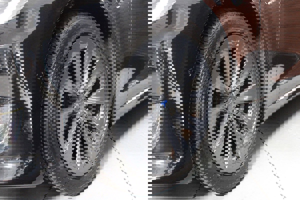 Used 2018 Tesla Model S 75D image 6