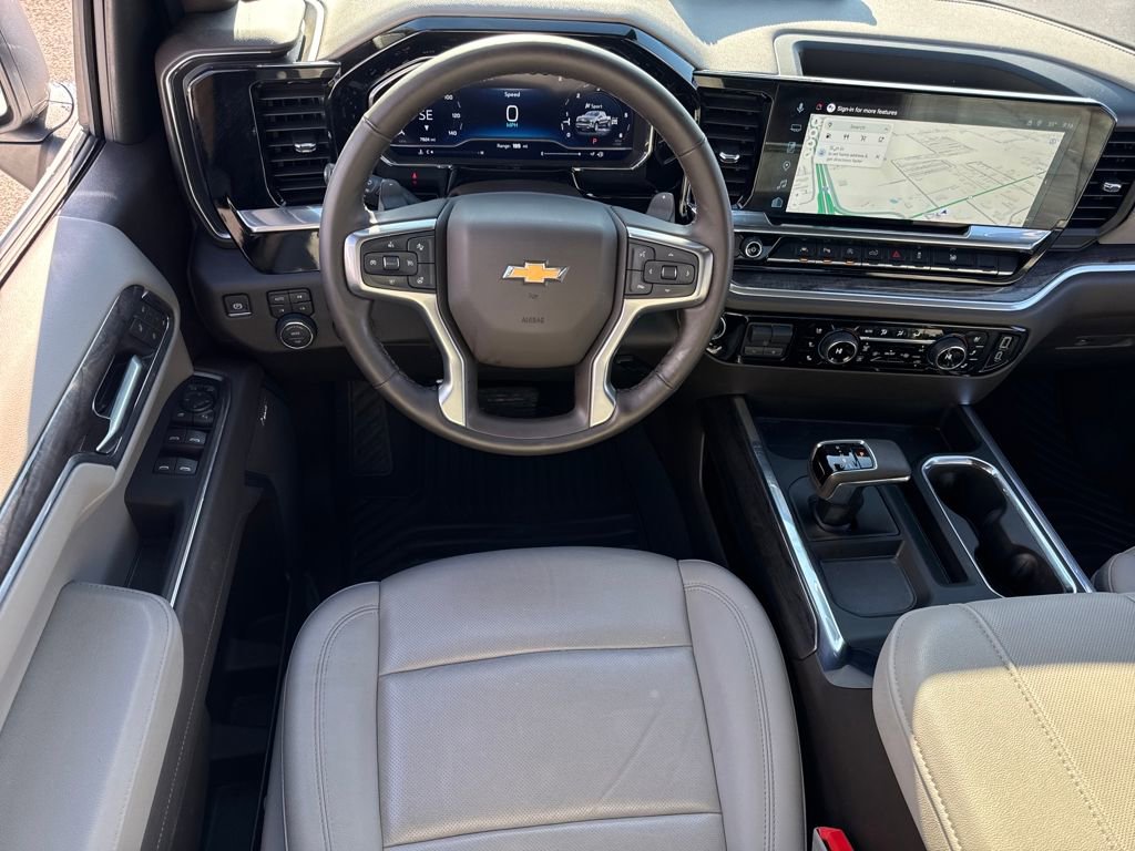 Used 2025 Chevrolet Silverado 1500 LTZ image 16