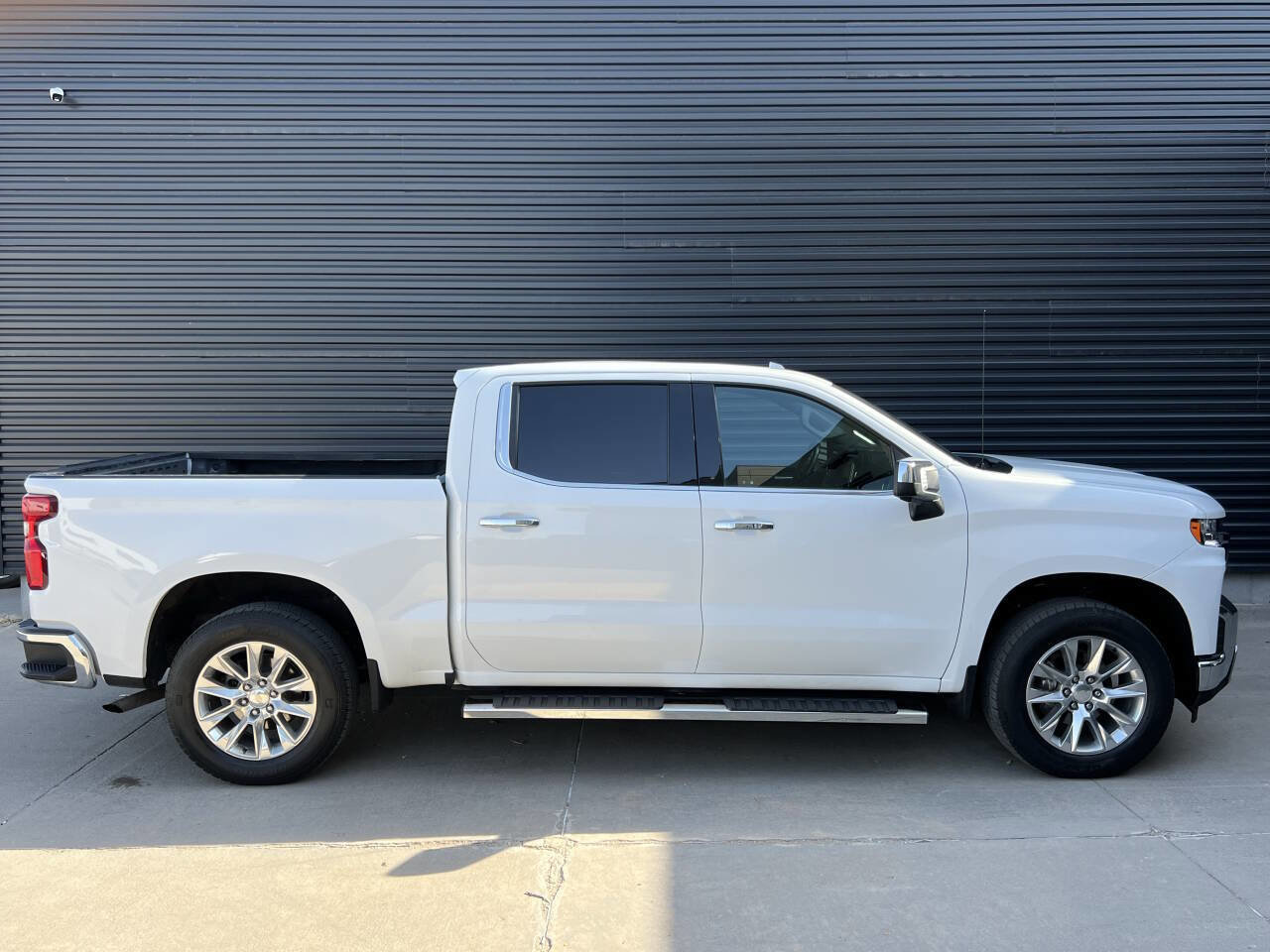 Used 2021 Chevrolet Silverado 1500 LTZ w/ LTZ Convenience Package II AWD/4WD image 10