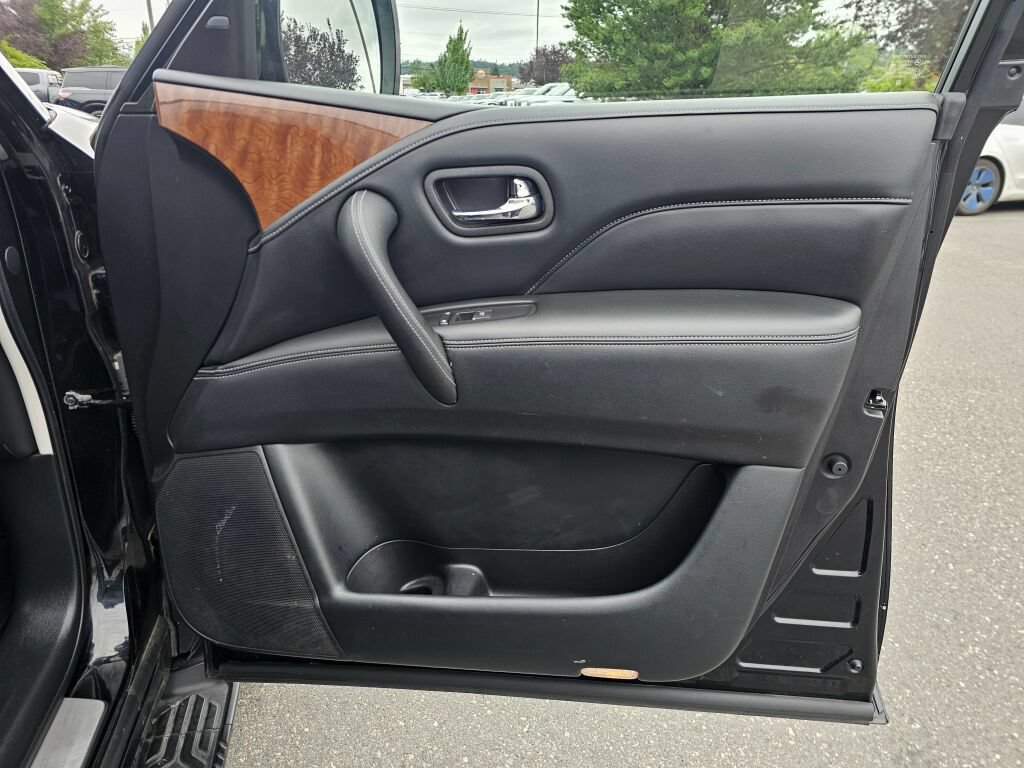 Used 2019 INFINITI QX80 Luxe w/ Proassist Package AWD/4WD image 11