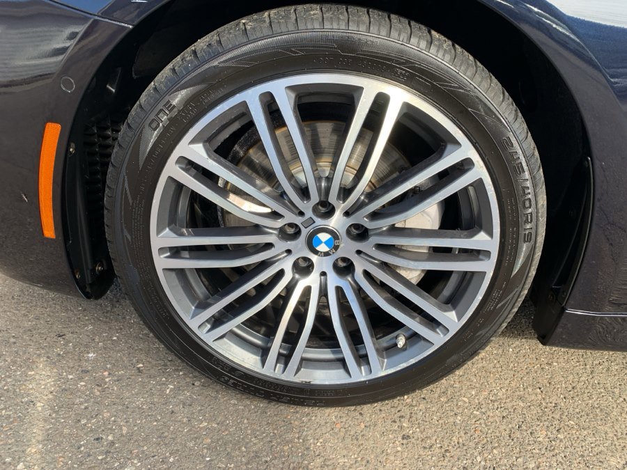Used 2017 BMW 540i xDrive 540i xDrive Sedan image 23