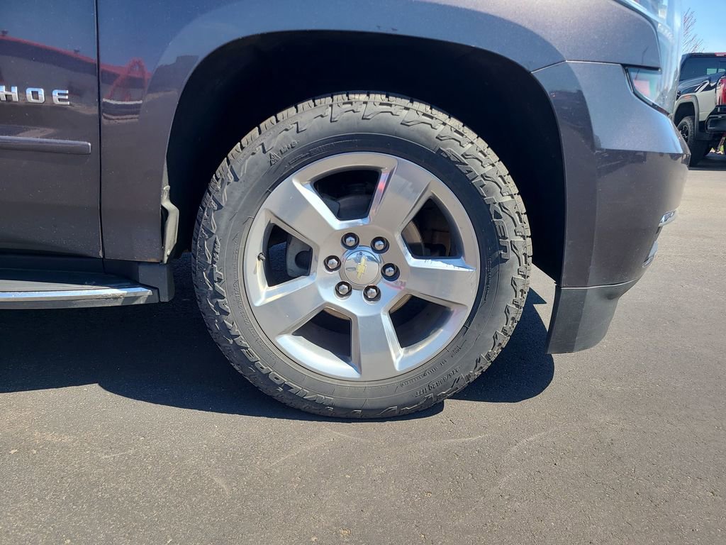 Used 2018 Chevrolet Tahoe Premier AWD/4WD image 18
