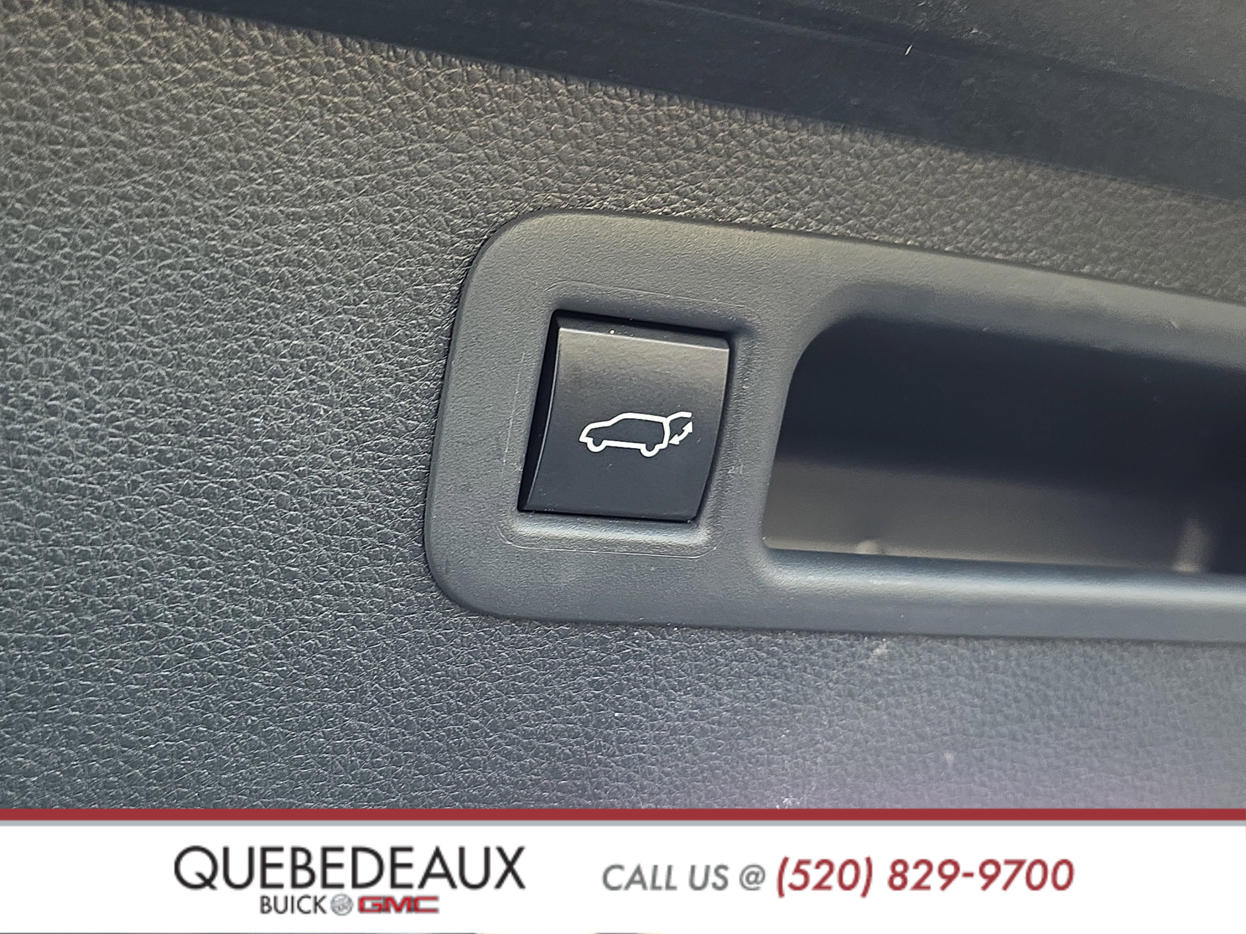 Used 2022 Toyota Highlander XLE image 8