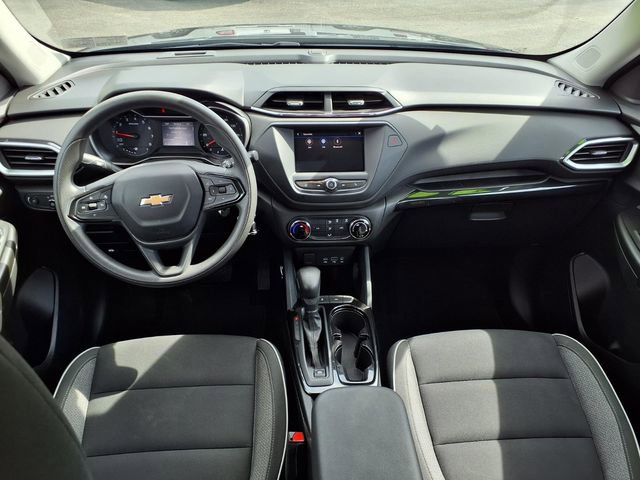 Used 2021 Chevrolet TrailBlazer LS FWD image 13