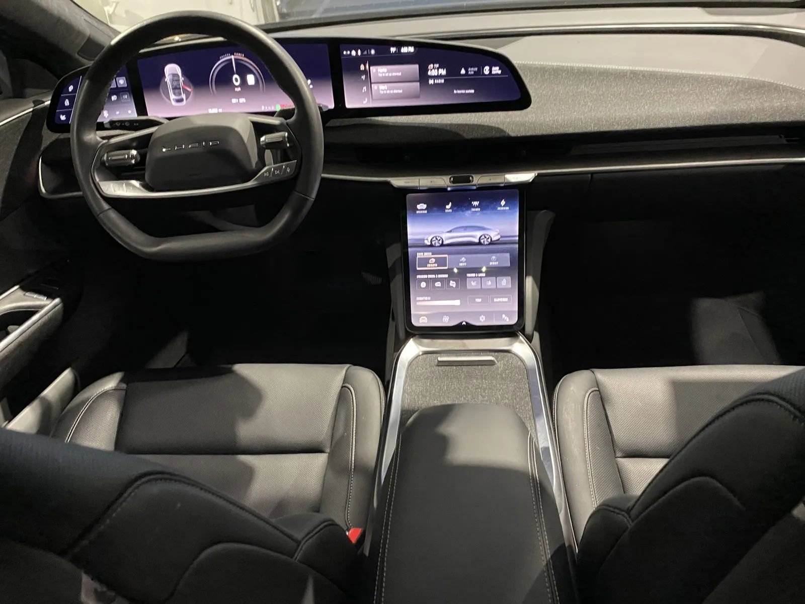 Used 2024 Lucid Air Pure image 5