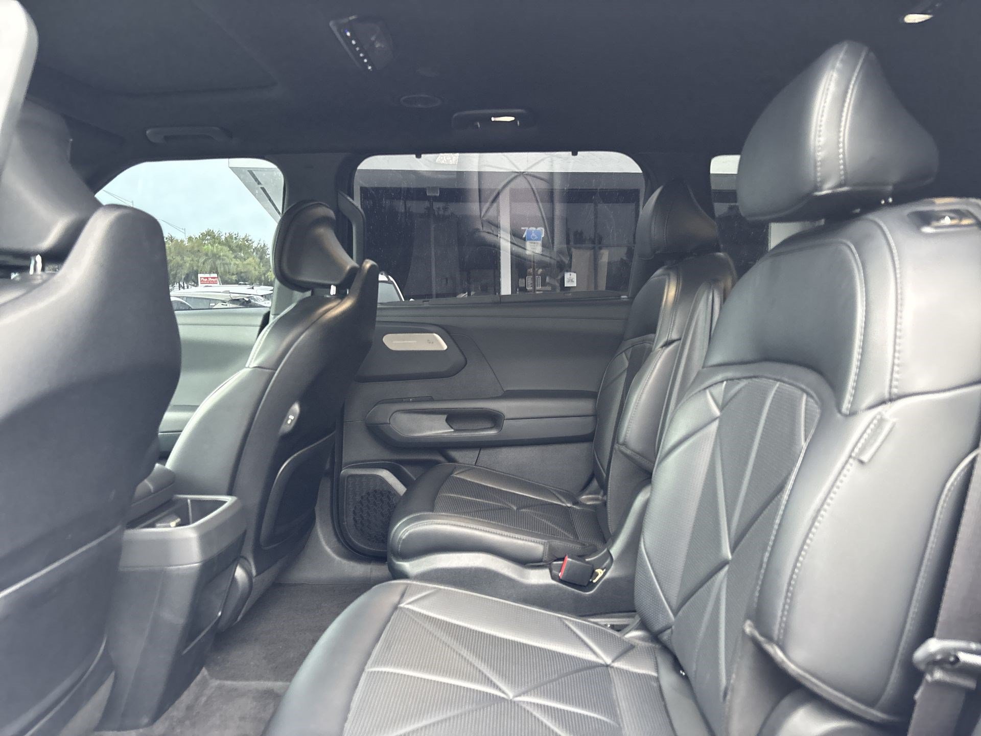Used 2027 Kia Telluride EX w/ Towing Package FWD image 22