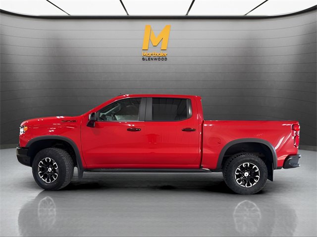 Used 2024 Chevrolet Silverado 1500 ZR2 w/ Technology Package image 9