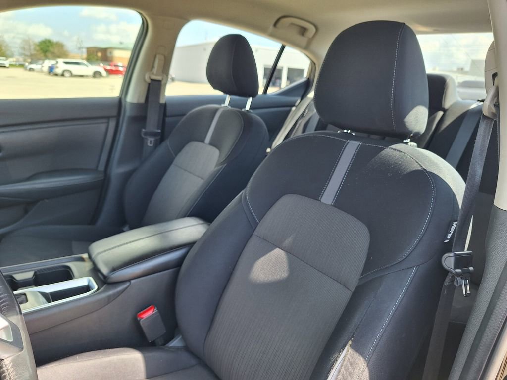 Used 2022 Nissan Sentra SV w/ All-Weather Package image 11