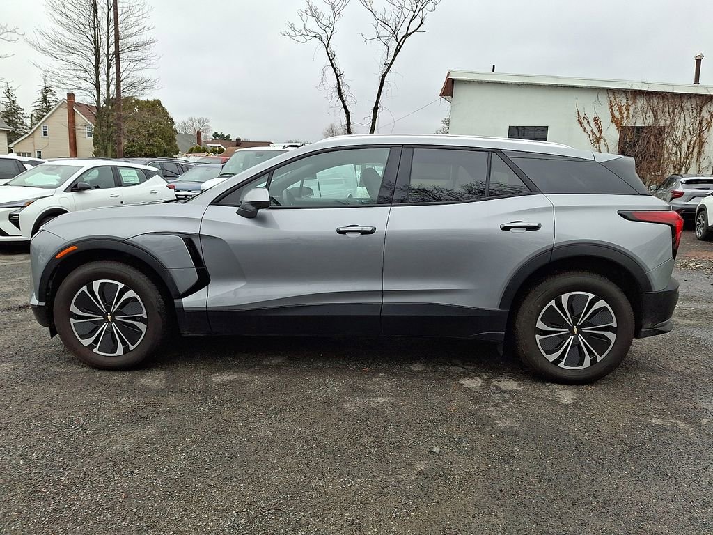 Used 2025 Chevrolet Blazer EV LT image 5