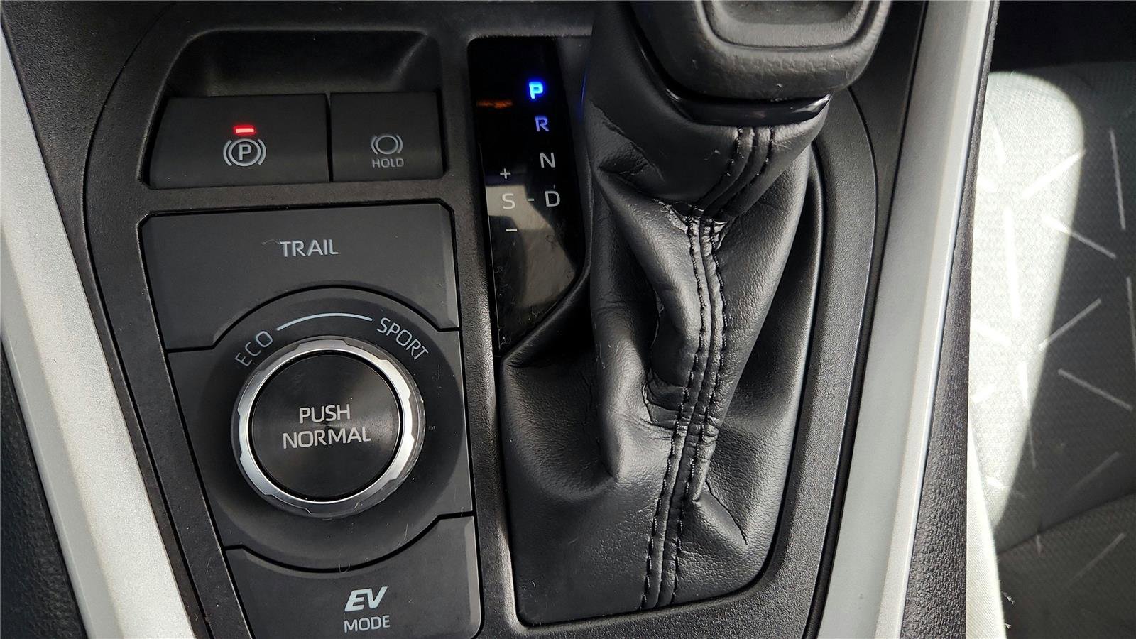 Certified 2024 Toyota RAV4 AWD Hybrid image 46