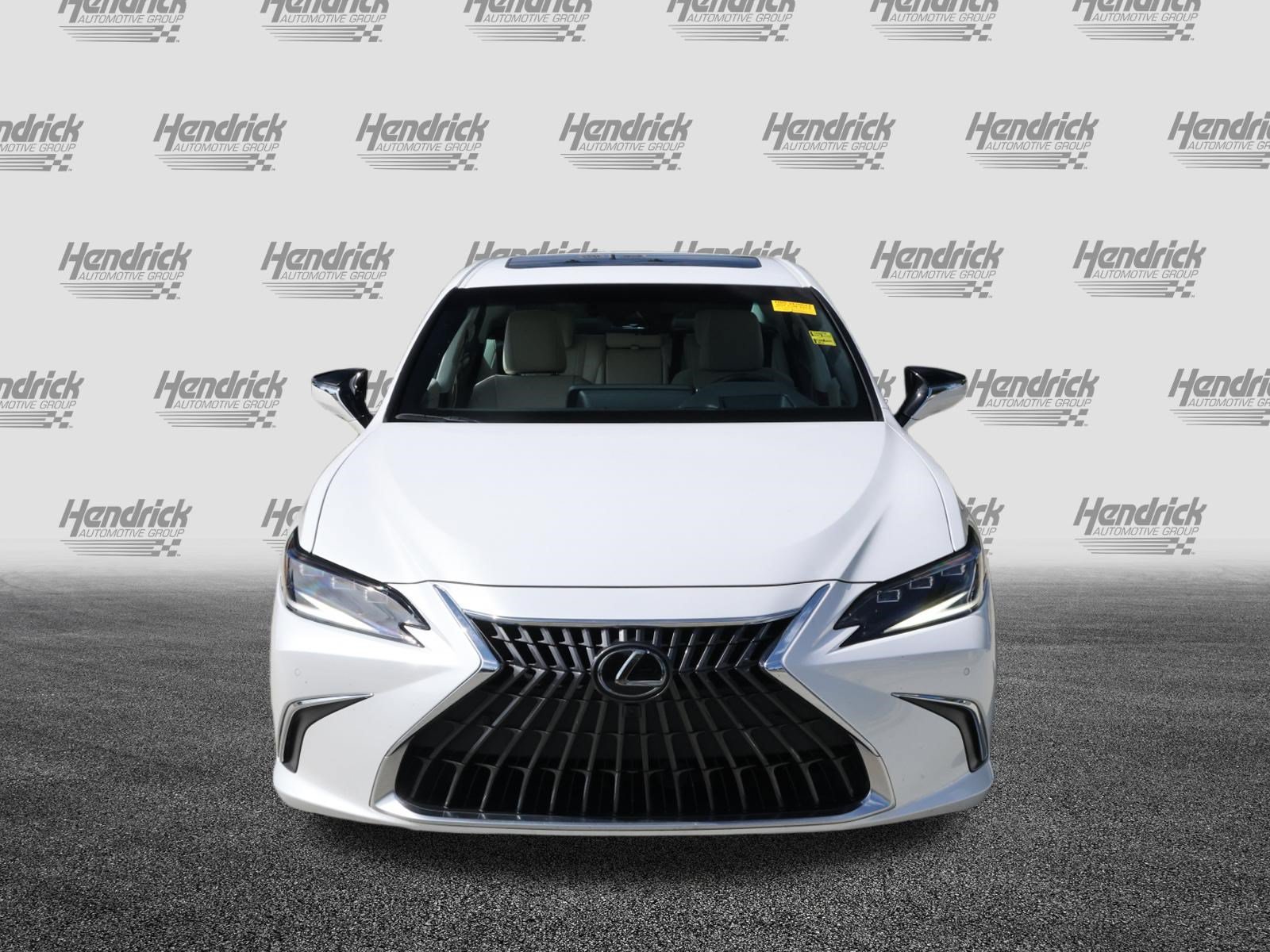 Certified 2024 Lexus ES 300h Ultra Luxury w/ Accessory Package (Z2) FWD image 3