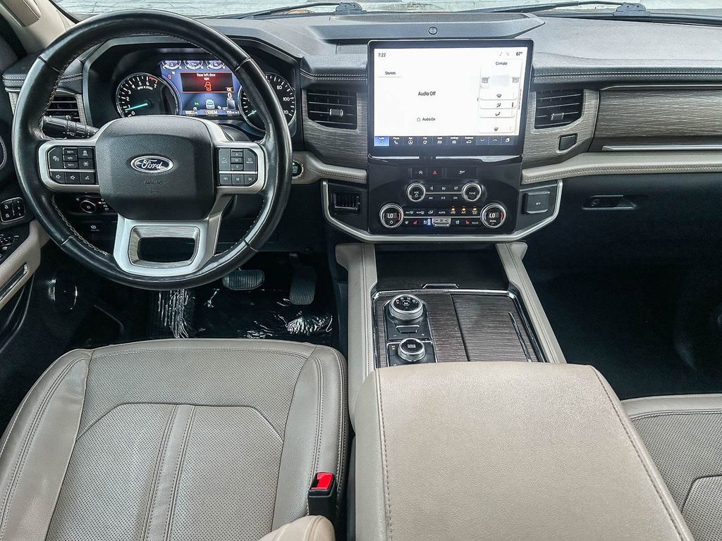 Used 2023 Ford Expedition Limited AWD/4WD image 16