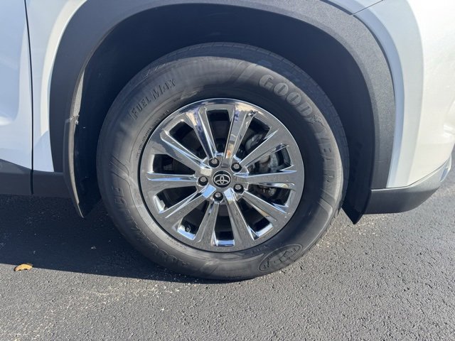 Certified 2024 Toyota Grand Highlander XLE image 11