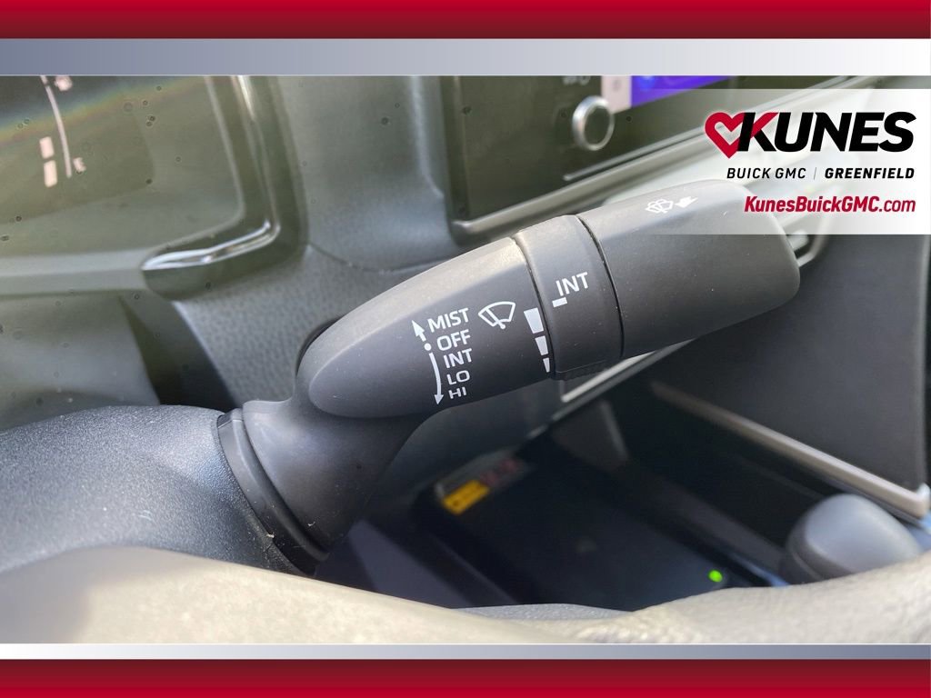 Used 2025 Toyota Camry LE image 25