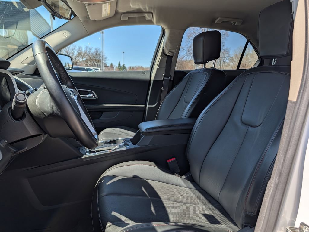 Used 2017 Chevrolet Equinox LT w/ Sport Edition image 34