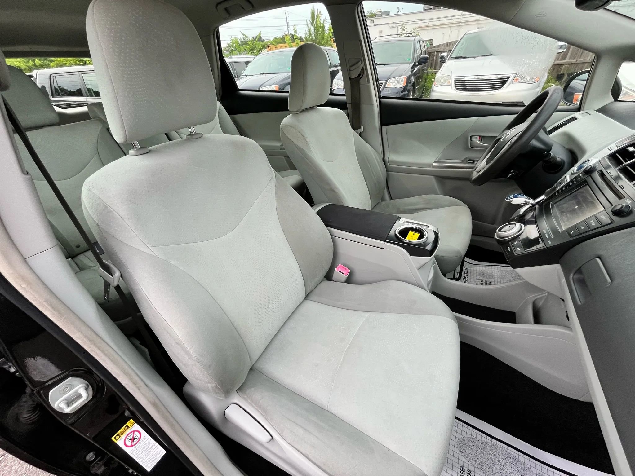 Used 2012 Toyota Prius V Three image 33
