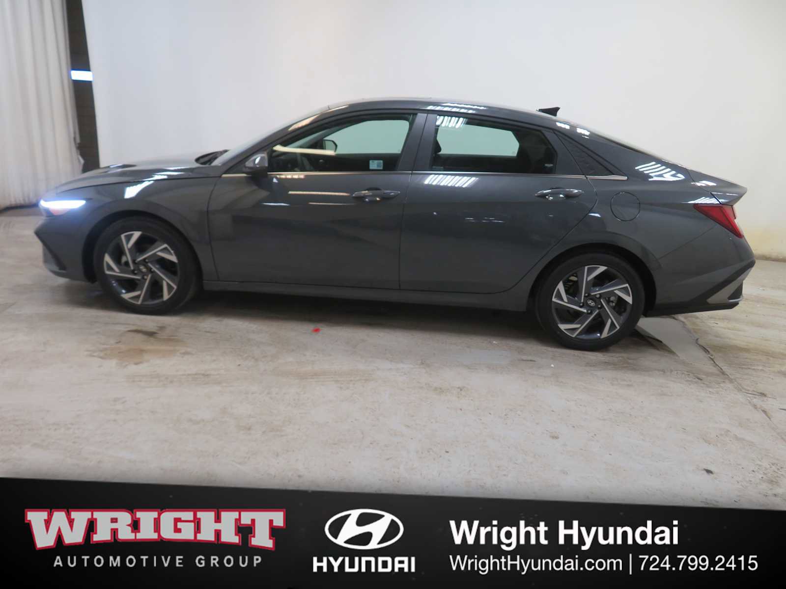 Certified 2025 Hyundai Elantra SEL image 7