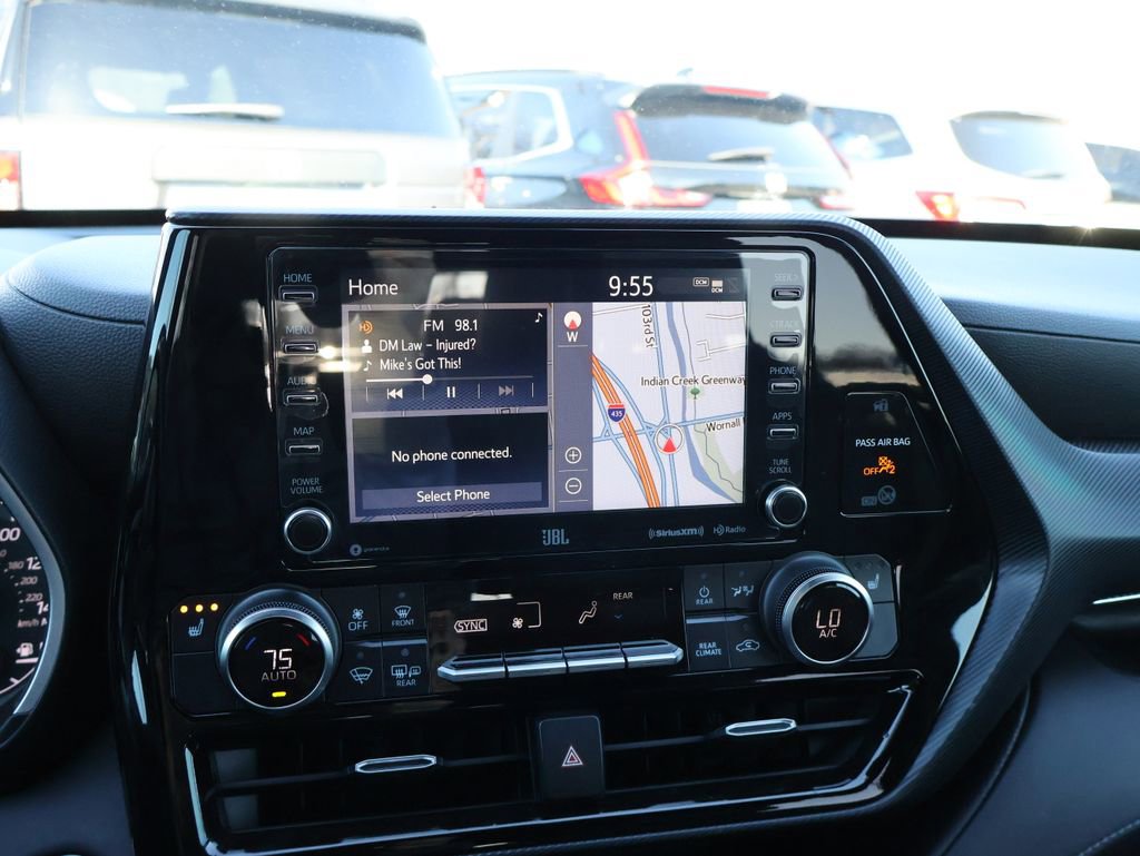 Used 2021 Toyota Highlander XSE image 23