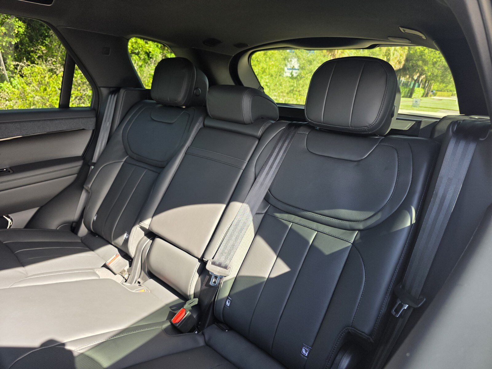 New 2027 Land Rover Range Rover Sport Dynamic SE AWD/4WD image 13