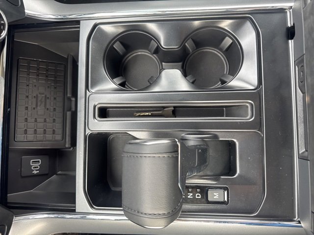 New 2025 Ford F150 Lariat w/ Equipment Group 502A High image 40