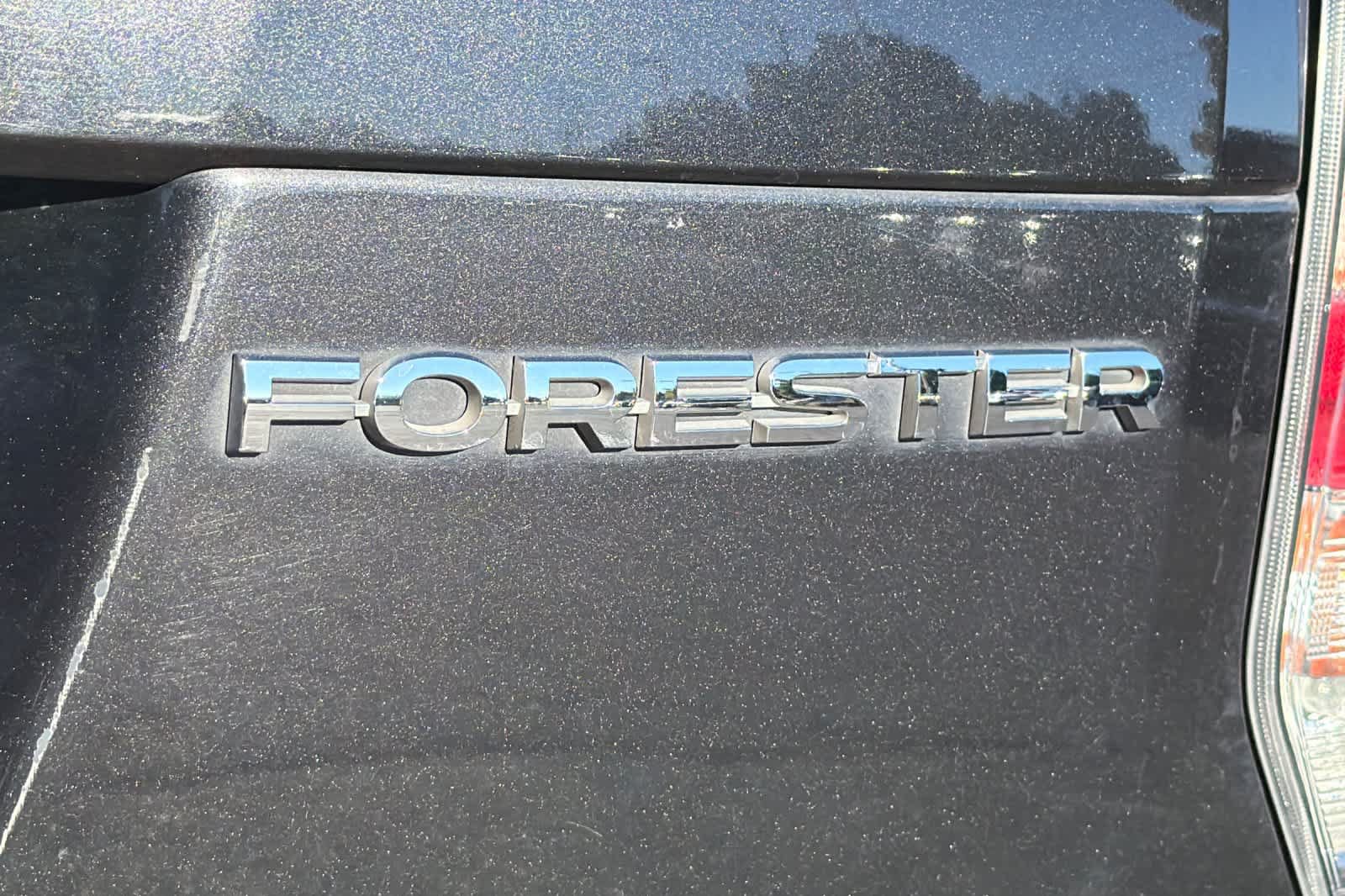Used 2018 Subaru Forester 2.5i Limited AWD/4WD image 12