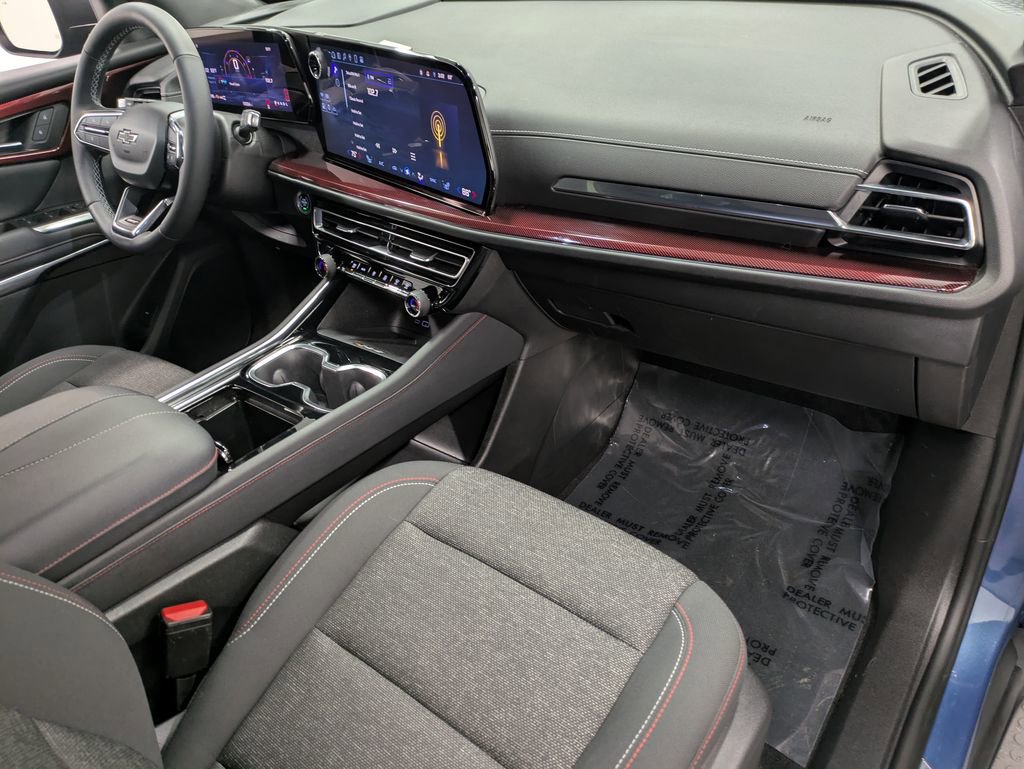 Used 2024 Chevrolet Traverse Z71 image 29