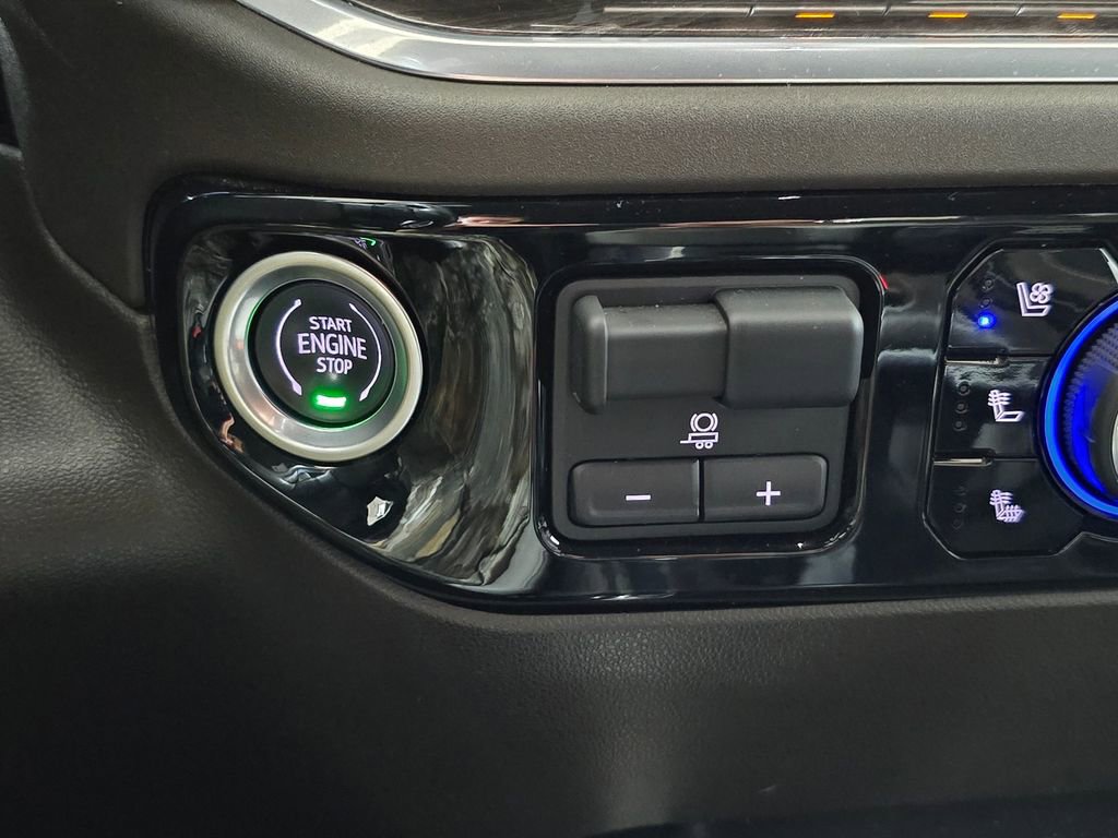 Used 2022 Chevrolet Silverado 1500 LTZ image 14