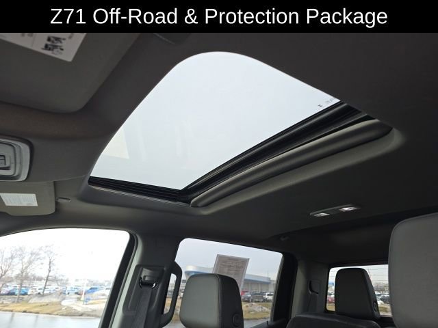 Used 2024 Chevrolet Silverado 1500 LTZ w/ LTZ Premium Package image 9