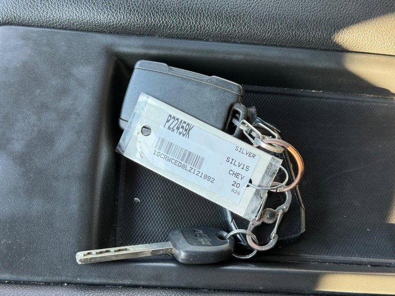 Used 2020 Chevrolet Silverado 1500 LT image 29