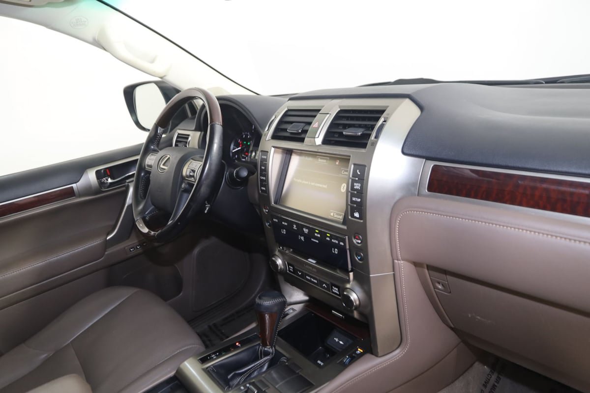 Used 2019 Lexus GX 460 Premium AWD/4WD image 44